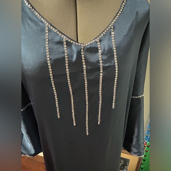 Gently Worn Women’s Large Blue and Silver Saidi dress with Hip Scarf - Picture 3 of 9